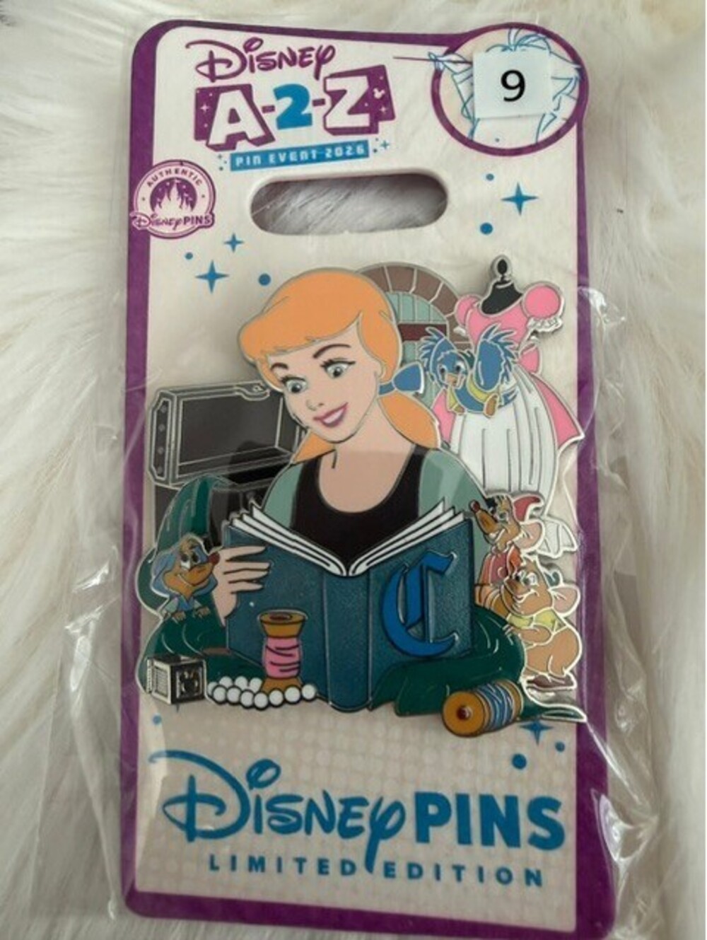 Disney A to Z LE 650 CINDERELLA PIN